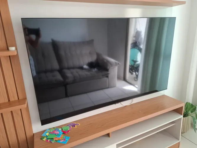 TV Samsung 65 polegadas - tela quebrada