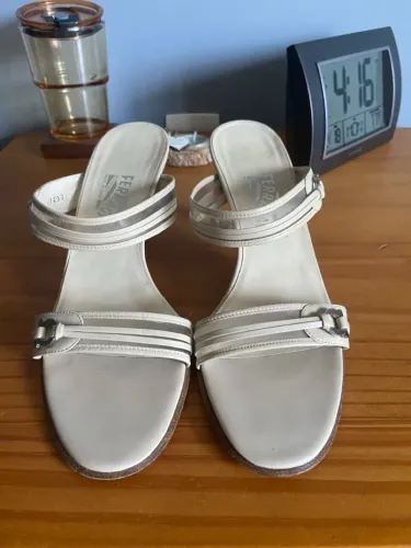 Sandálias Femininas Original Salvatore Ferragamo 36/37