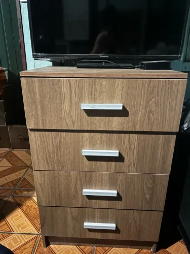 Cômoda 4 gavetas