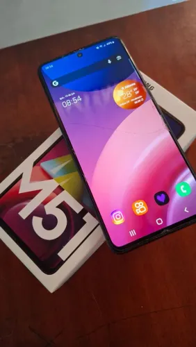 Celular M51