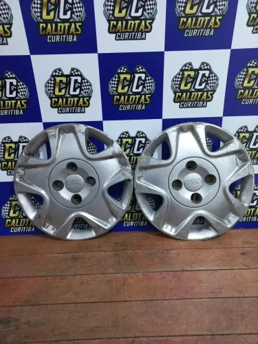 Calota Ford aro 14 original usada. R$25,00 cada calota. Disk entrega 