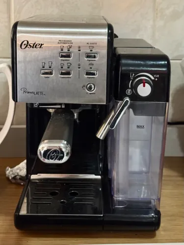 CAFETEIRA OSTER PRIMA LATTE