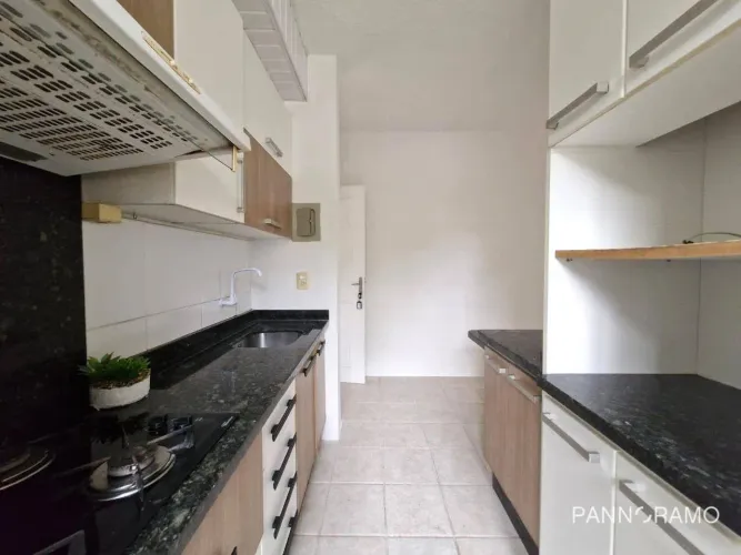 Apartamento com 2 dormitórios para alugar, 47 m² por R$ 1.877,00/mês - Água Verde - Blumen