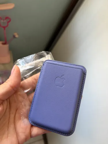 Capa De Couro Com LOGO MagSafe Para iPhone Porta Cartão Magnética Lilás / Roxo