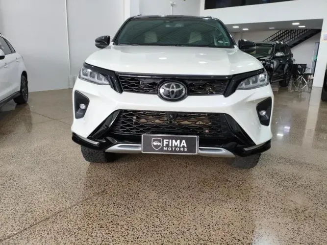 Toyota Hilux SW4 SRX Diamo. 4X4 2.8 TB DIE AUT 2022