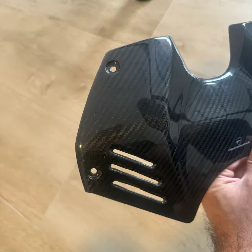 Capa tanque fibra de carbono Ducati Panigale