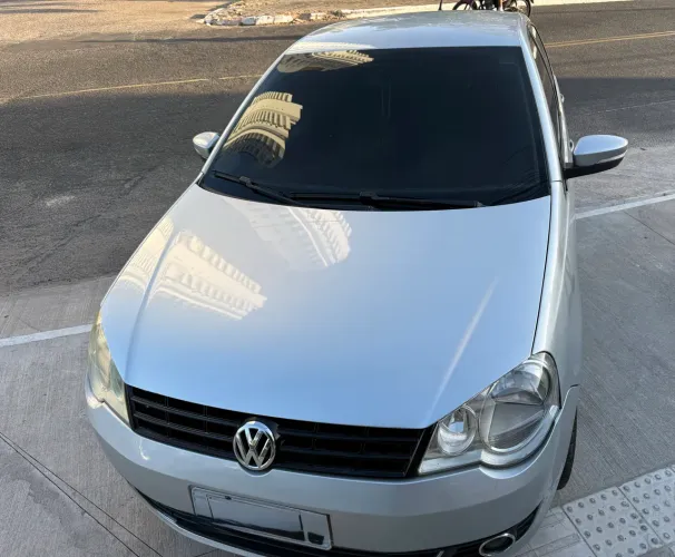 Volkswagen Polo Sedan 1.6 MI Total Flex 8V 4P 2013