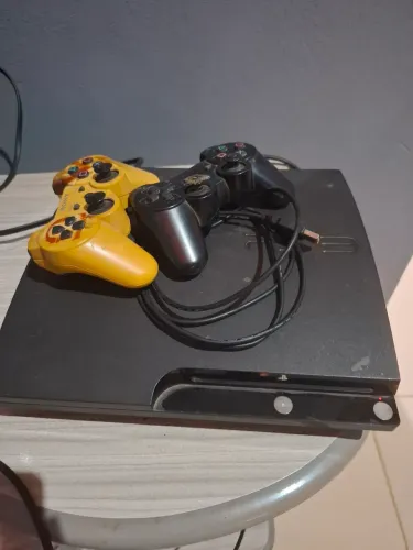 PS3 Slim 250GB + 2 Controles - Para concerto