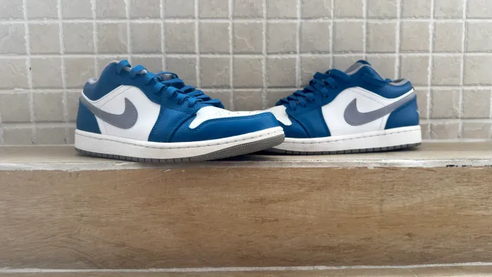 Tênis Nike Air Jordan 1 low