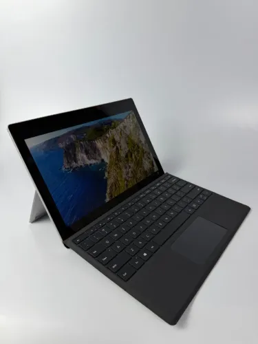 Microsoft Surface Pro 7 i3 4GB 128GB SSD + Carregador