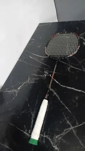 Raquete de badminton Yonex Nano Speed 9900