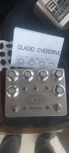 Pedal Cornestone Gladio XIAO effects