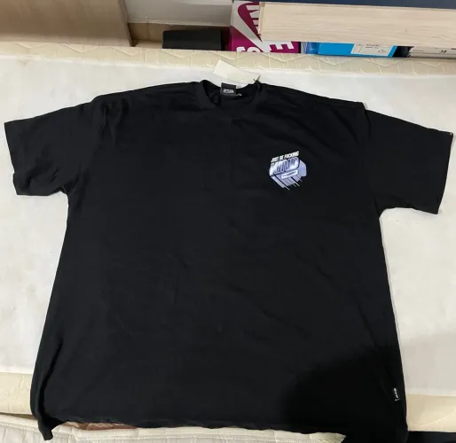 Camiseta Baw