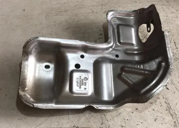 Protetor De Calor Do Escapamento Vw Up 1.0 Tsi 2018 - 2019