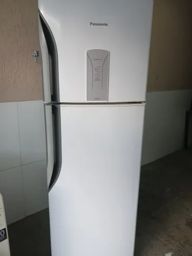 Linda geladeira Pana Frost Free 220v