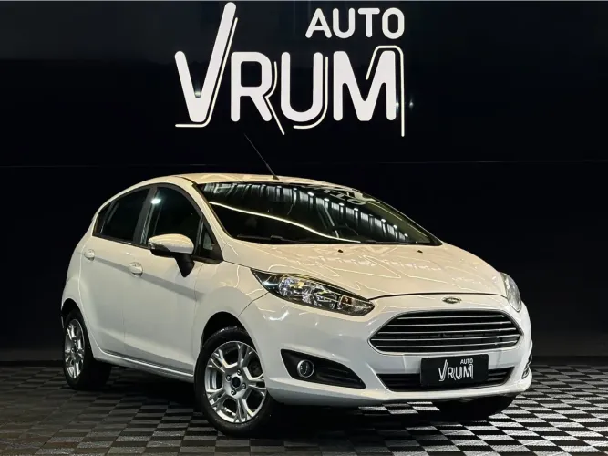 Ford Fiesta 1.6 SE Hatch 16V Flex 4P Powershift 2017