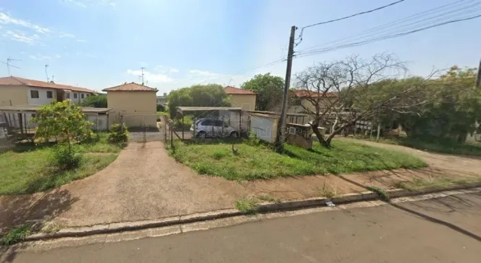 Locação de Apartamentos / Padrão na cidade de Araraquara
