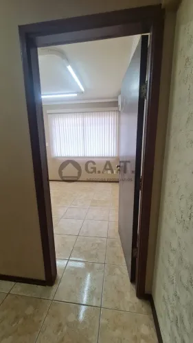 Venda de Sala Comercial de 25m² no Centro de Sorocaba-SP em Condomínio Exclusivo