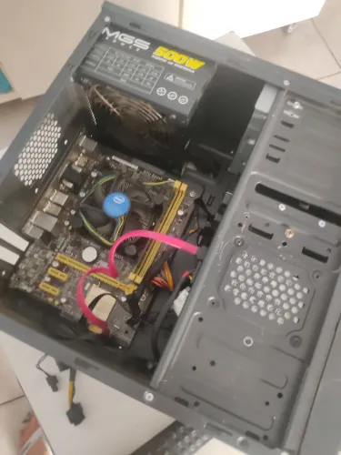 cpu básico com SSD e hd