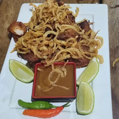 COZINHEIRA A NOITE: