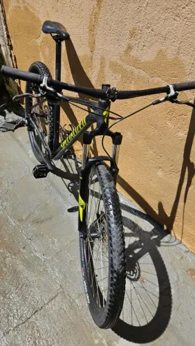 SPECIALIZED MTB - 11 MARCHAS - QUADRO M