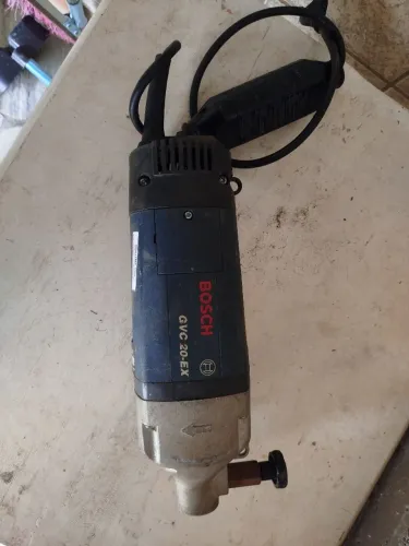 Vibrador De Concreto Bosch Gvc 22 Ex 2200w 220v com mangote