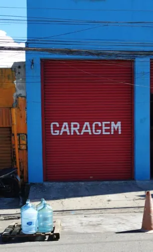 Alugo ponto comercial na Boca do Rio.