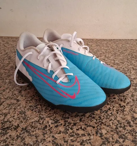 Chuteira Society Nike Phantom GX Club, Original, usada apenas uma vez