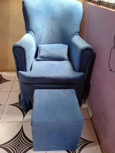Poltrona de amamentação 