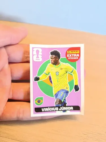 Vinícius Júnior Extra Sticker Roxa - Copa do Mundo 2026 Panini