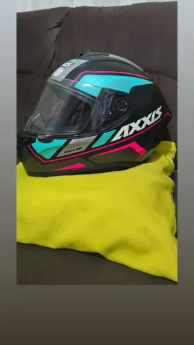 Capacete