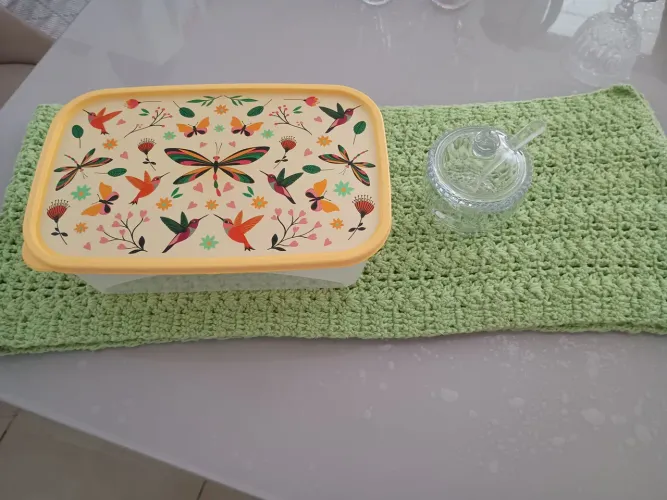 Açucareiro + vasilha de plástico 35,00