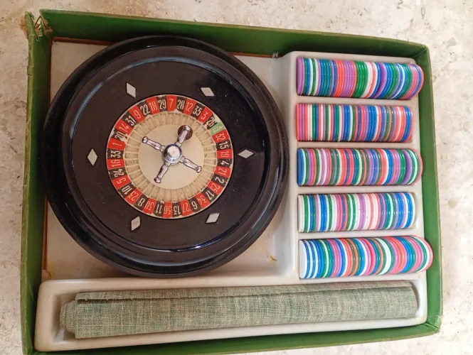 Jogo De Roleta Antigo Vintage Cassino De Mesa Selecta - Anos 80 Caixa Original