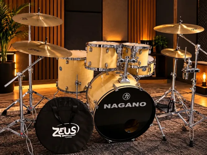 Bateria Nagano série Rock - em excelente estado