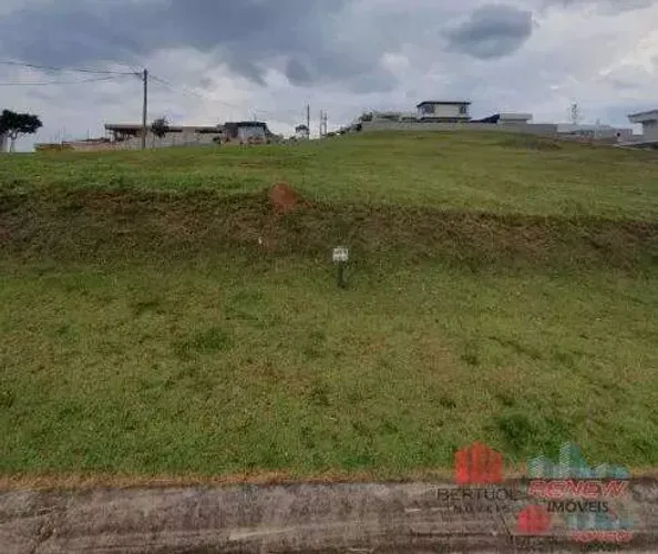 Excelente terreno a venda no Condomínio Campo de Toscana
