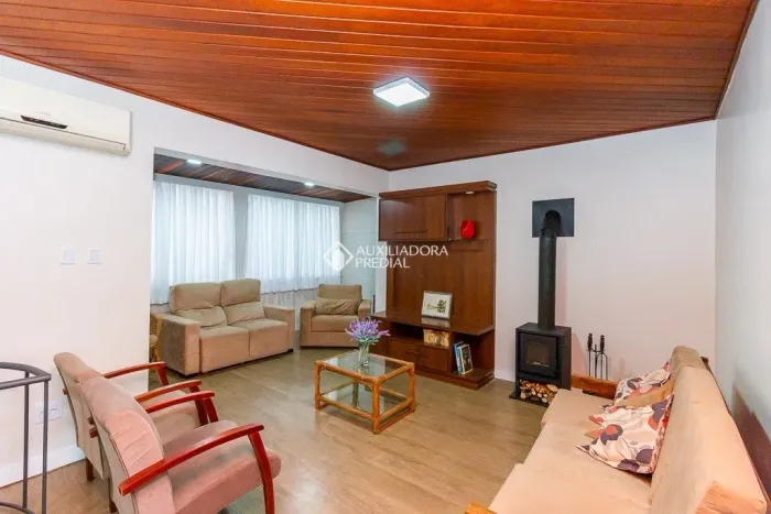 Cobertura à venda em Santana com 145 m² e 3 dormitórios/quartos disponíveis