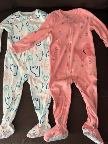 Macacões infantis em fleece da Carter´s - Tamanho 3 anos - Nunca usados!