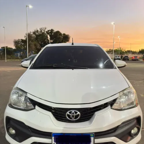 Toyota Etios Platinum Sed. 1.5 Flex 16V 4P Aut. 2017