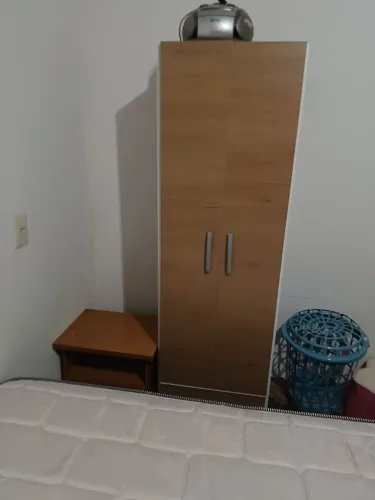 Sapateira com gavetas 