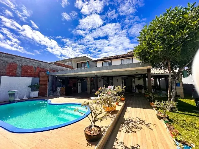 Casa duplex no condomínio Vilas do Jacuípe