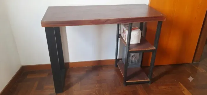 VENDO MESA ESTILO INDUSTRIAL