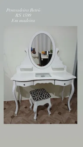 Escrivaninha Retrô