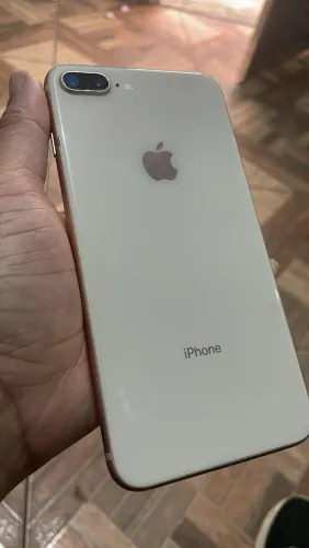 iPhone 8plus rose 