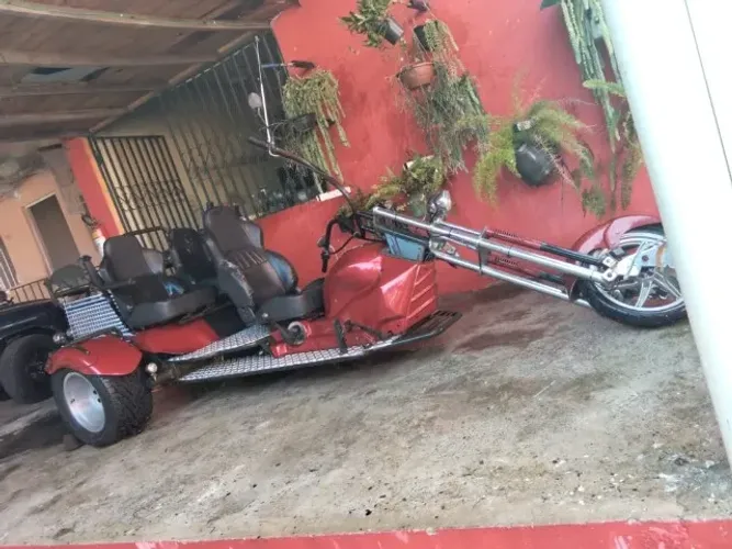 Estou vendendo um Triciclo Sport ano 2017, em excelente estado de conservação, ideal para