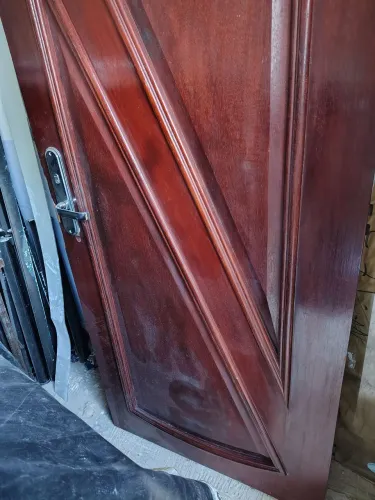 Porta semi nova!