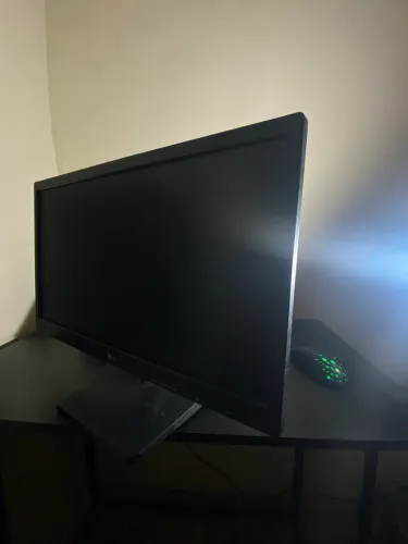 MONITOR LG VGA