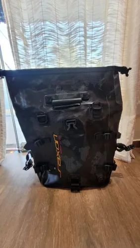 Alforges Saxon 30l preta