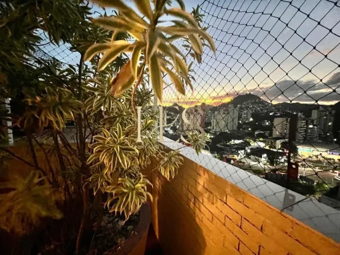 Cobertura Duplex á venda com 3 Quartos em Praia do Canto - Vitória ES