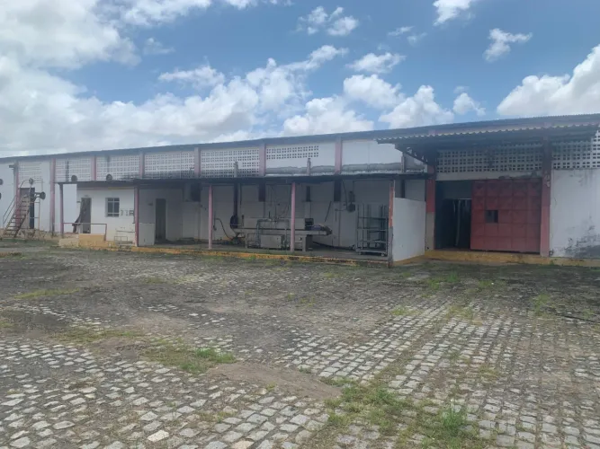 Prédio comercial à venda em São Cristóvão