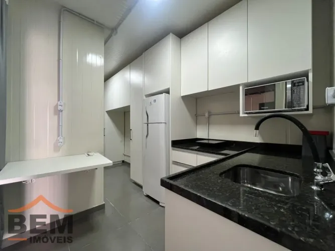 Kitnet para alugar com 15 m² no bairro Centro, em Itajaí.
